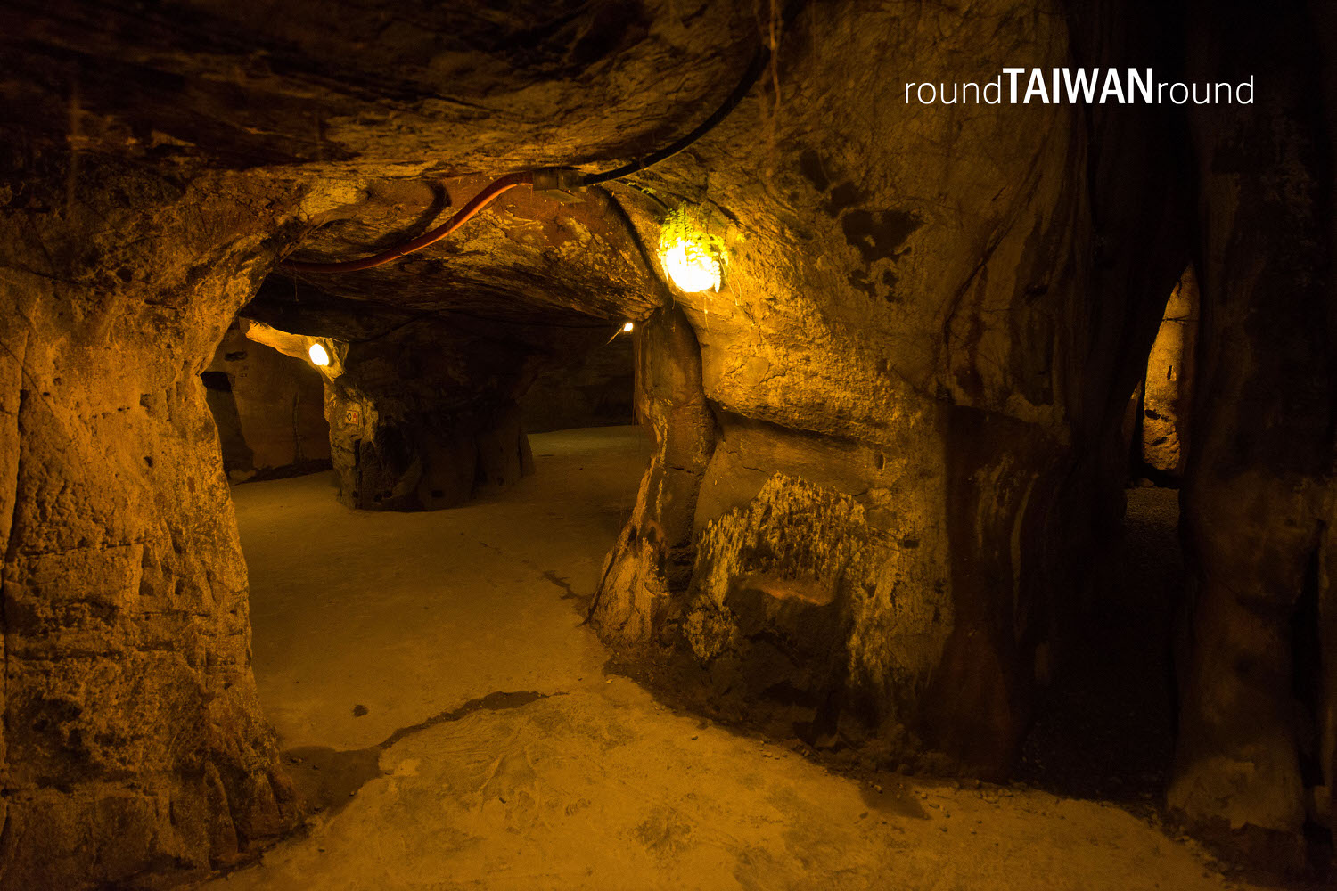 Buddha_Hand_Cave______-005.jpg
