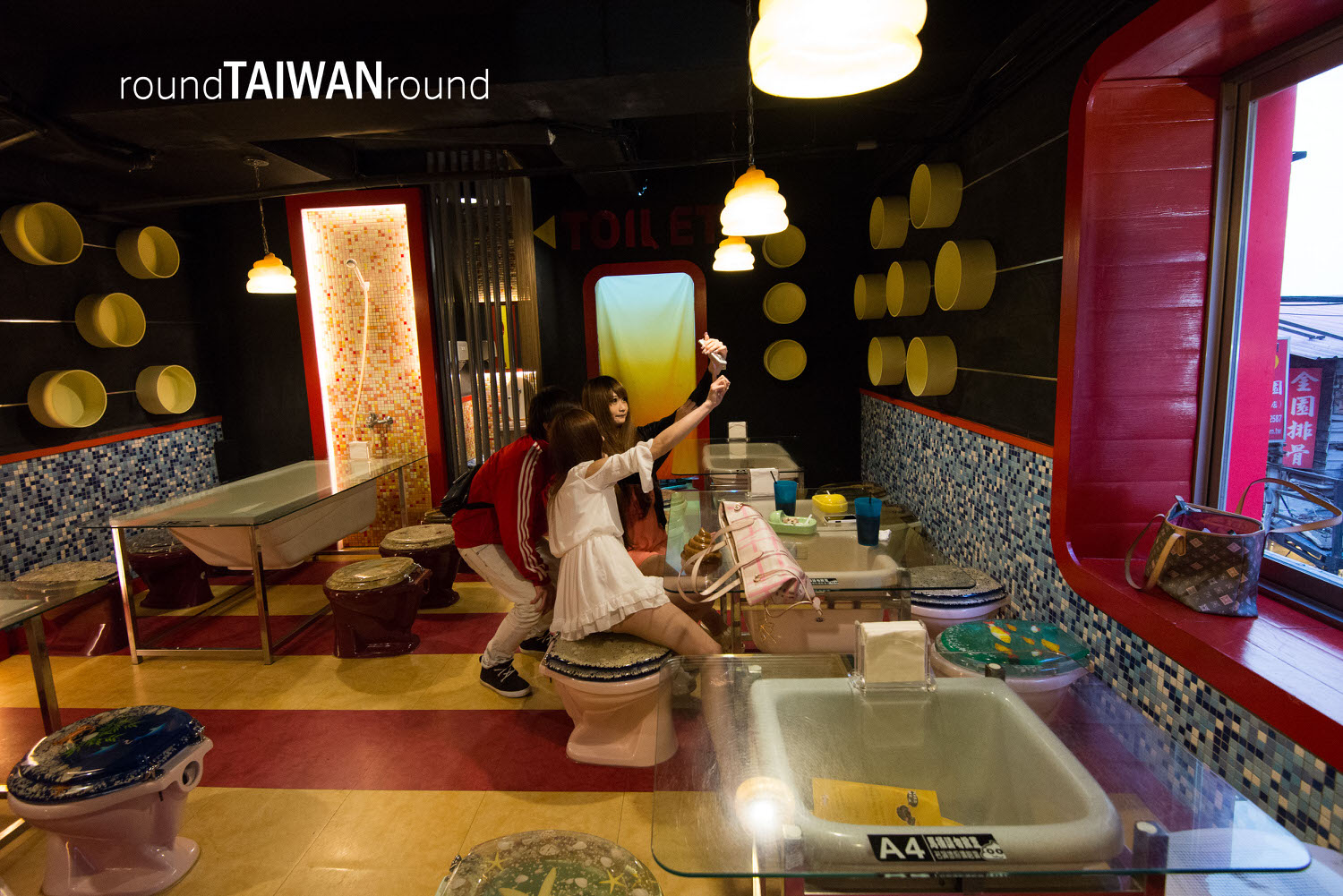 Modern_Toilet_Restaurant_________-004.jpg