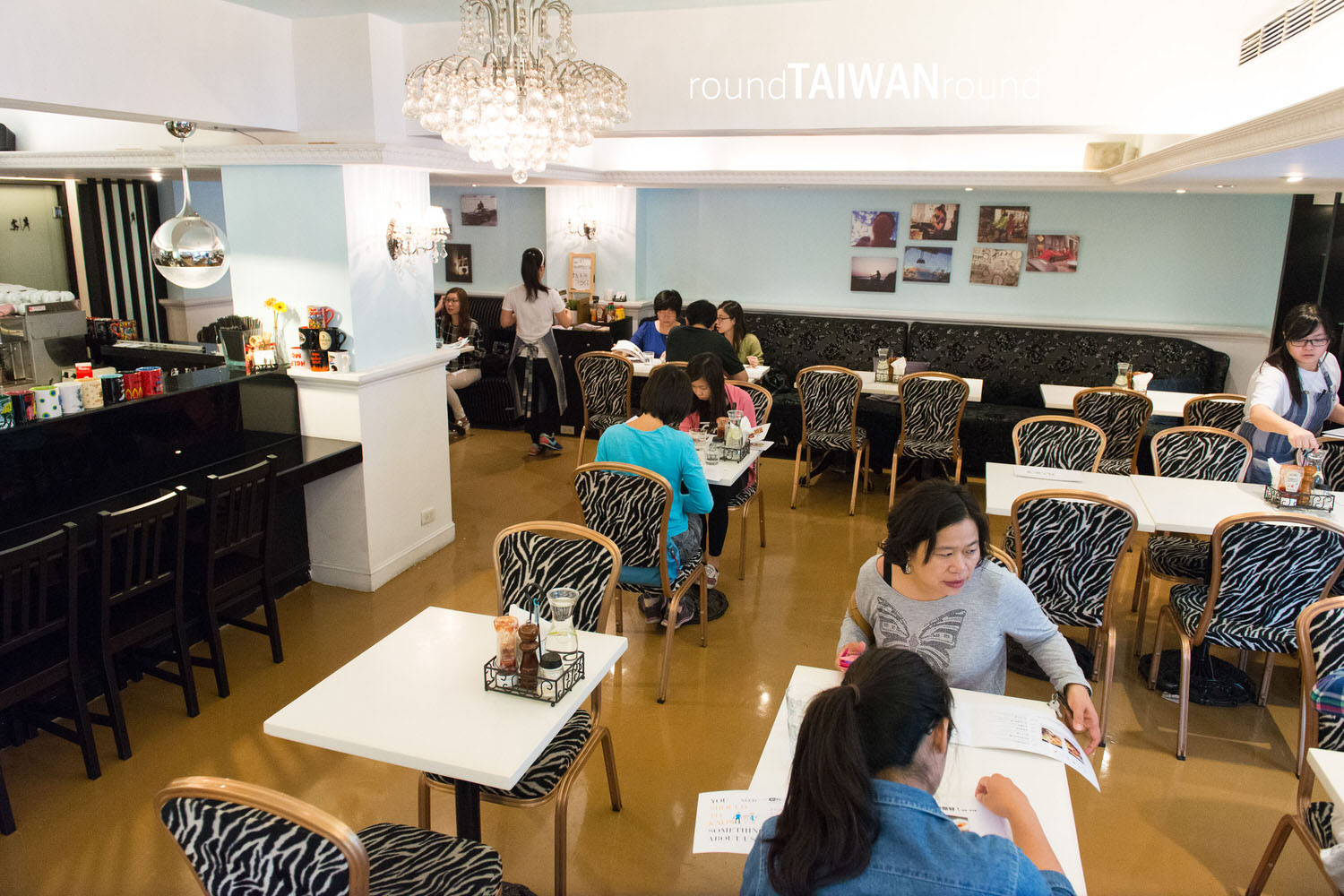 Backpacker_Caf________-010.jpg