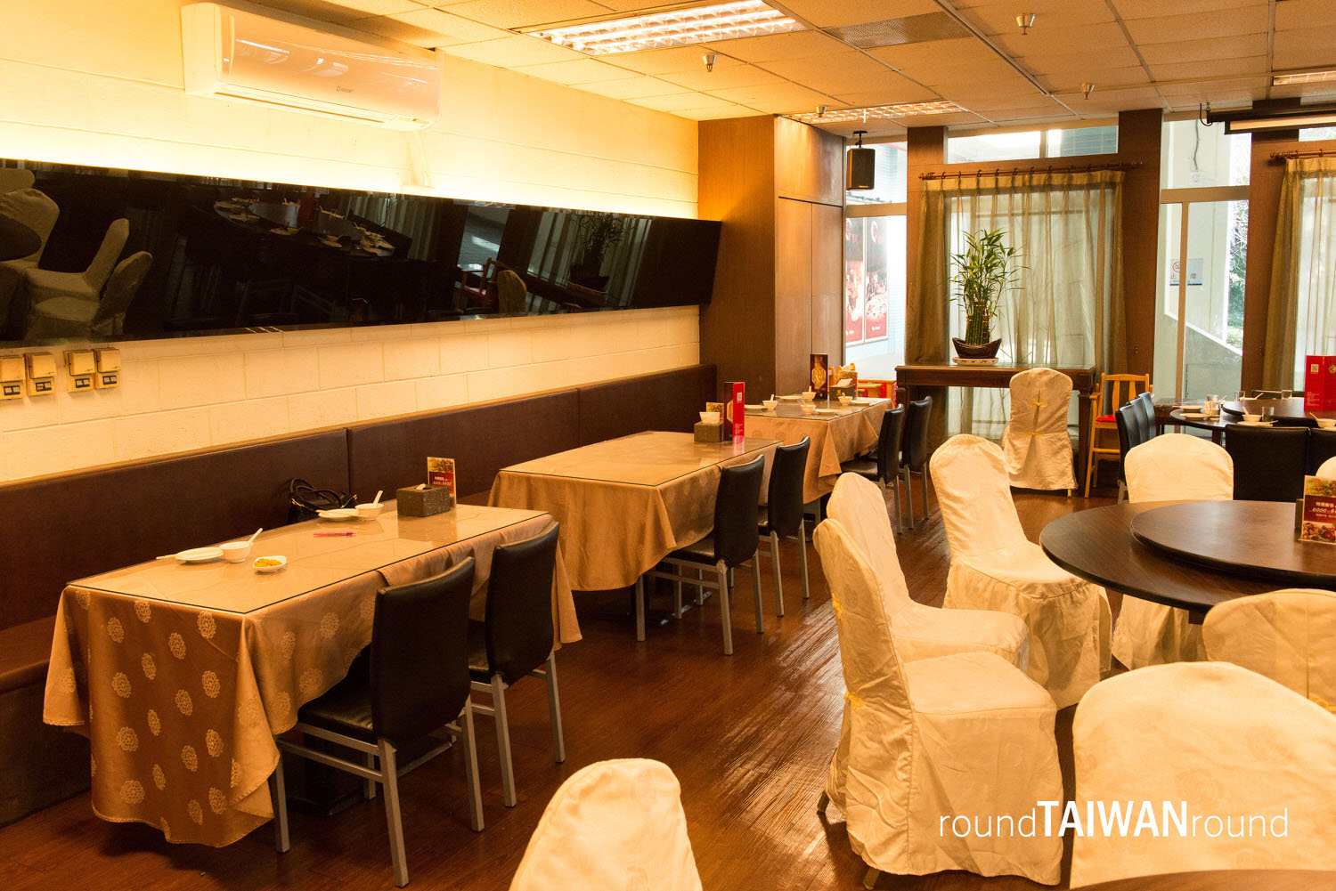 Caifeng_Restaurant_______-002.jpg
