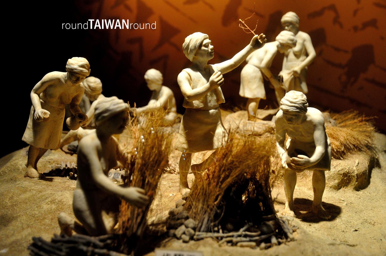 Shihsanhang_Museum_________-008.jpg