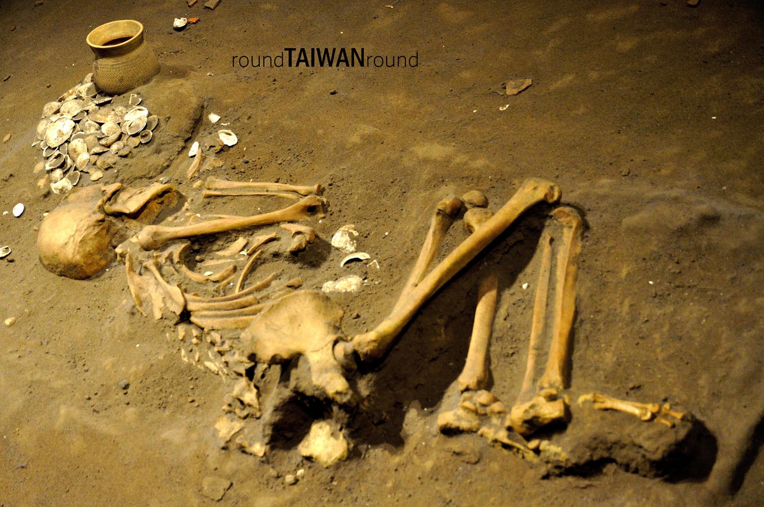 Shihsanhang_Museum_________-009.jpg