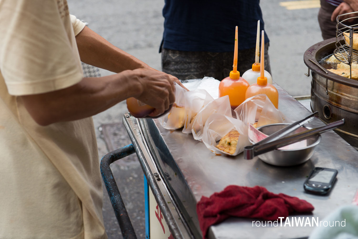 Huwei_Fried_Leek_Dumpling_________-001.jpg