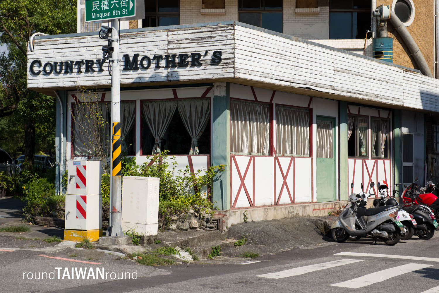Country_Mother_s-001.jpg