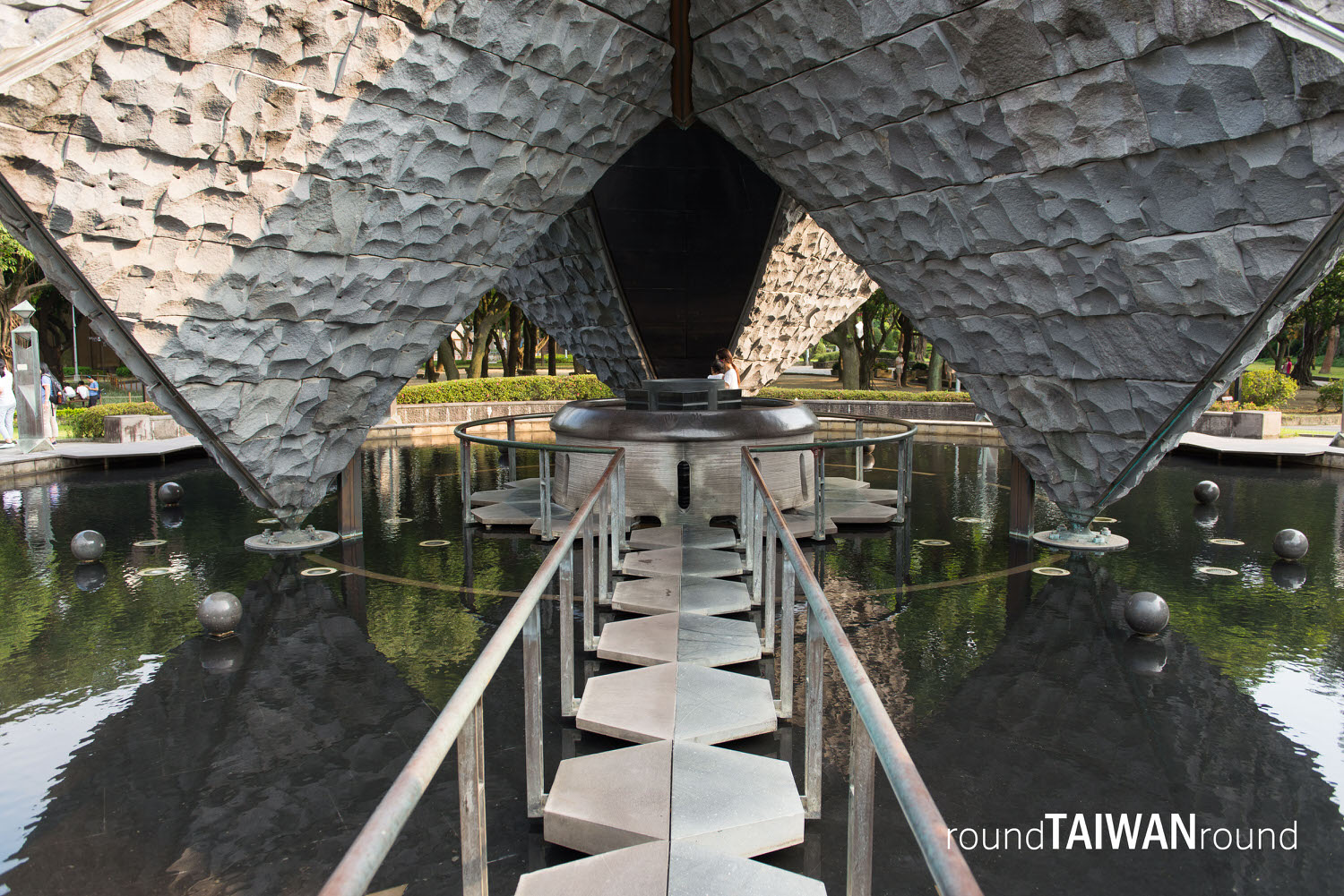 228_Peace_Memorial_Park____________-018.jpg