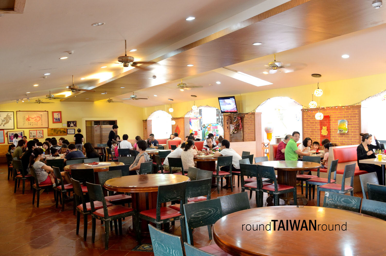 Taiwan_Buffalo_Beef_Noodle_________-005.jpg