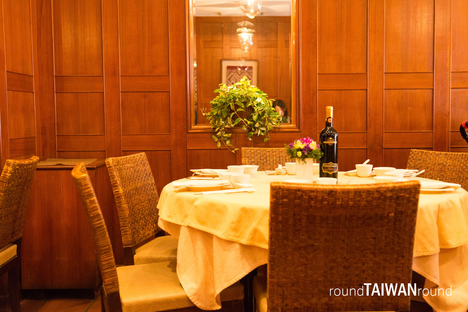 Mae-Kung_Thai_Restaurant_______-002.jpg