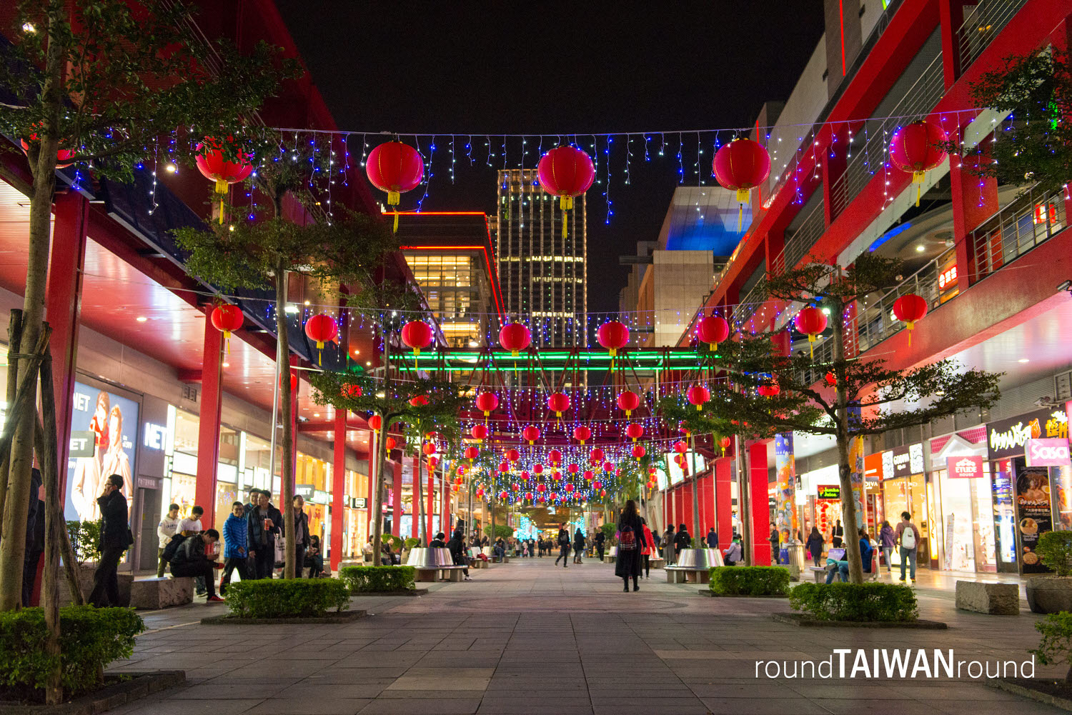 Xinyi_Commercial_District_______-026.jpg