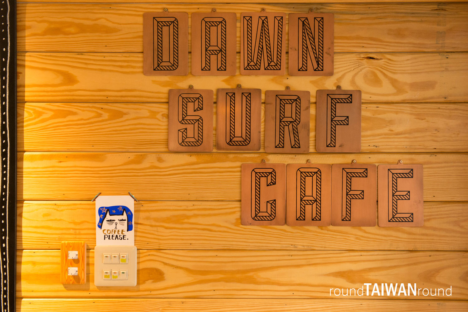 Dawn_Surf___Co._Cafe_______-005.jpg
