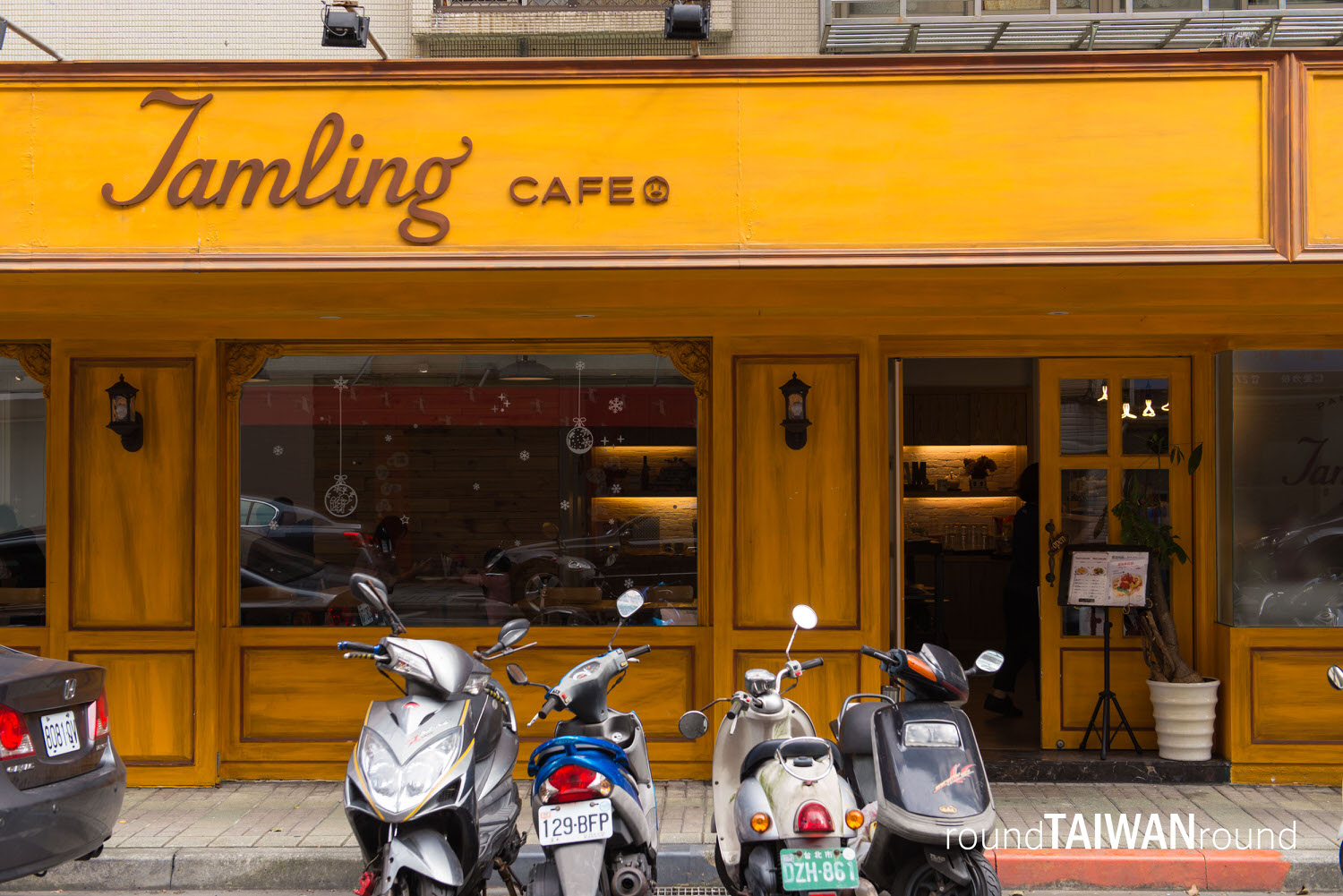 Jamling_Cafe_-007.jpg