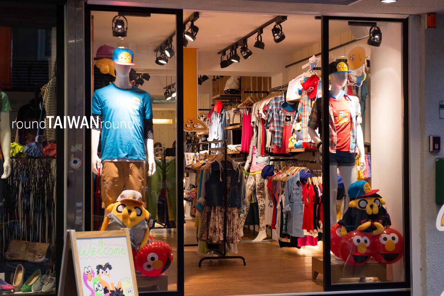 Zhongxiao_Dunhua_Shopping_Area_________-010.jpg