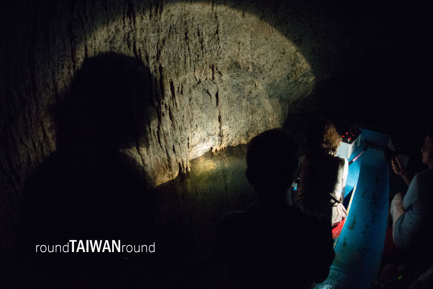 Moon_Cave_____-011.jpg