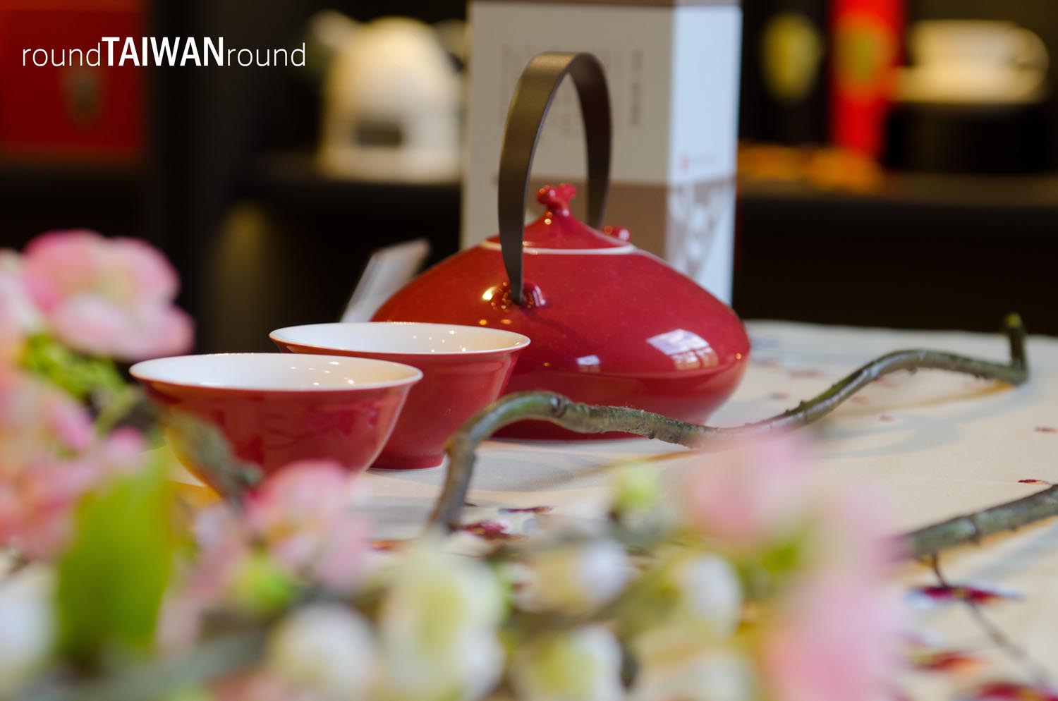 Liao_Mayor_Black_Tea_Story_Land___________-001.jpg