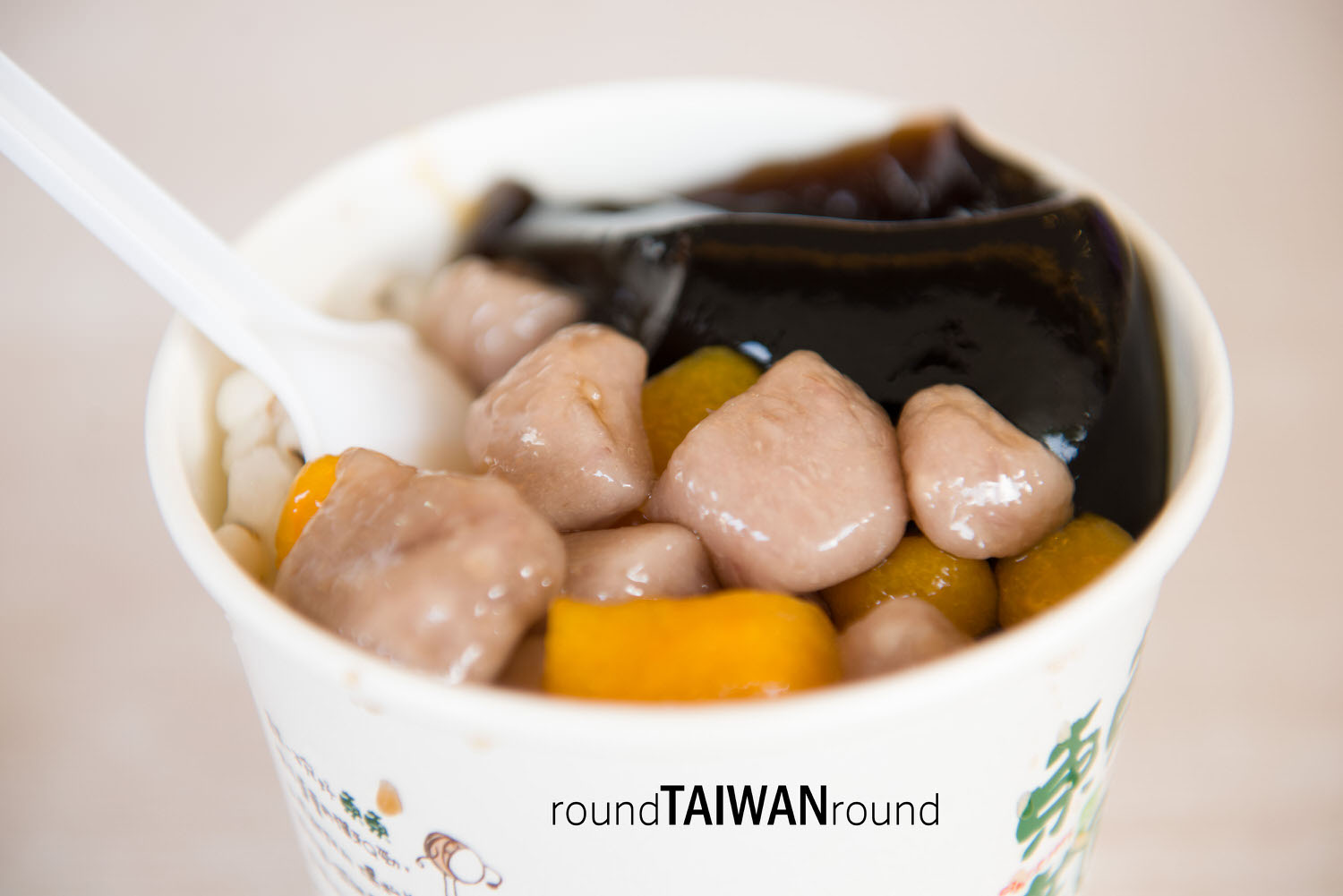 https://cdn.rtaiwanr.com/uploads/images/cover_image/888/Dongdong_Taro_Balls_______-001.jpg